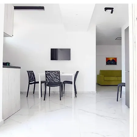 Orlando - Locazione Turistica Homestay Maruggio